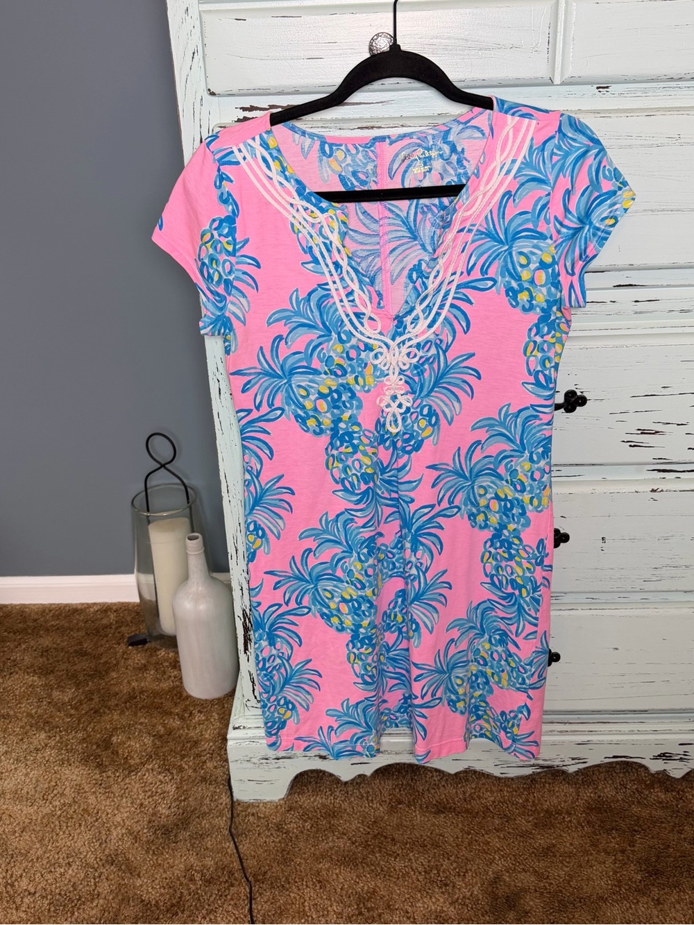 Lilly Pulitzer Pink & Blue Tropical V-Neck Short Dress. Size small.